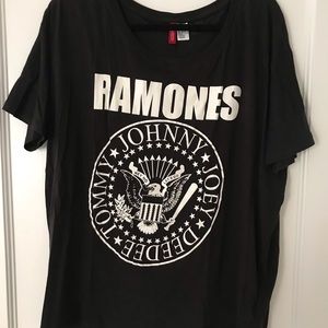 Ramones tee